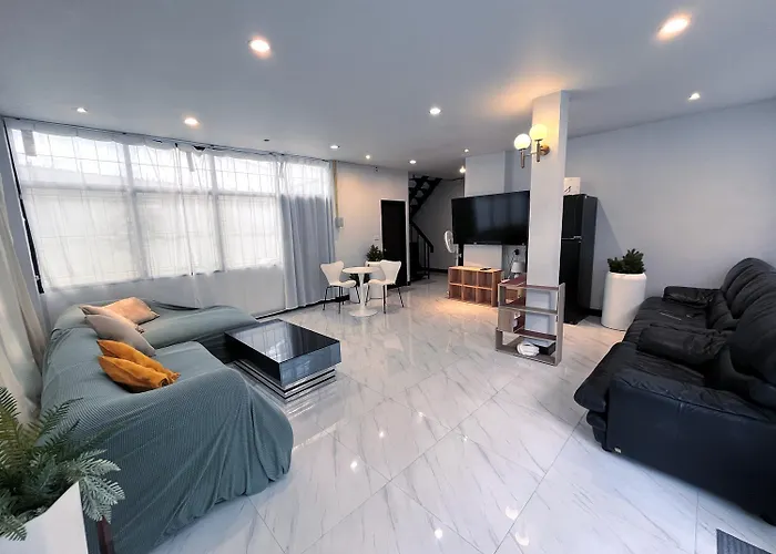 Single House 4br Parking And Kitchen In Sukhumvit49-1 Дом отдыха *